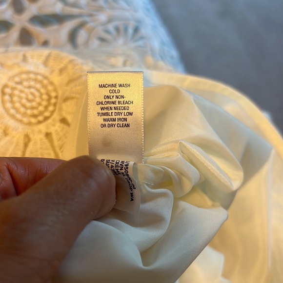 Banana Republic Sleeveless Dress - Picture 10 of 10